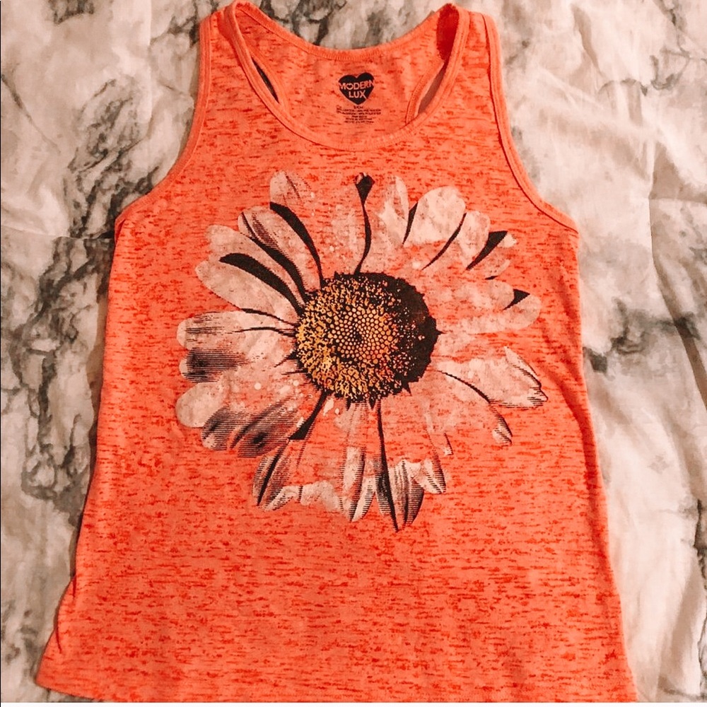 Womens coral color daisy print tank top